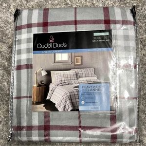 Cuddl Duds Twin Bedding Sheet
